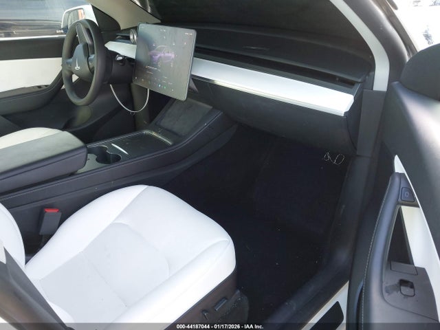 2022 TESLA MODEL Y 7SAYGDEE5NF506185 Photo 4