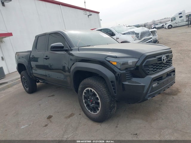 Toyota Tacoma Trd Off Road 2025 3TMLB5JN6SM115345 main image
