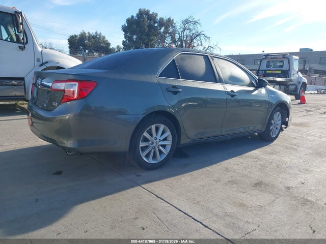 2012 Toyota Camry Hybrid Xle მანქანა იყიდება აუქციონზე, vin: 4T1BD1FK2CU034140, აუქციონის ნომერი: 44187069