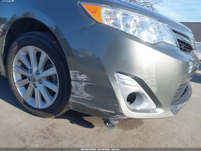 2012 Toyota Camry Hybrid Xle მანქანა იყიდება აუქციონზე, vin: 4T1BD1FK2CU034140, აუქციონის ნომერი: 44187069