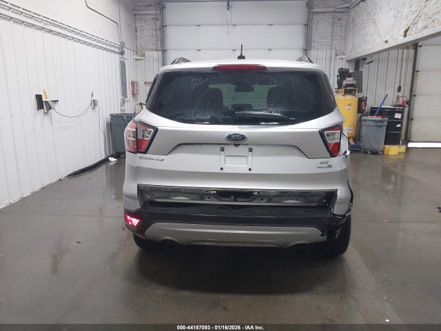 1FMCU9GD5JUD52088 Ford ESCAPE SE