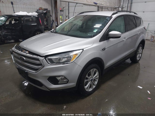 1FMCU9GD5JUD52088 Ford ESCAPE SE