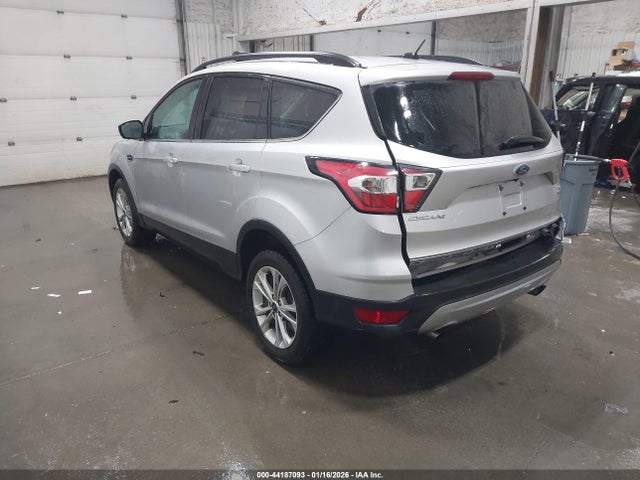 1FMCU9GD5JUD52088 Ford ESCAPE SE