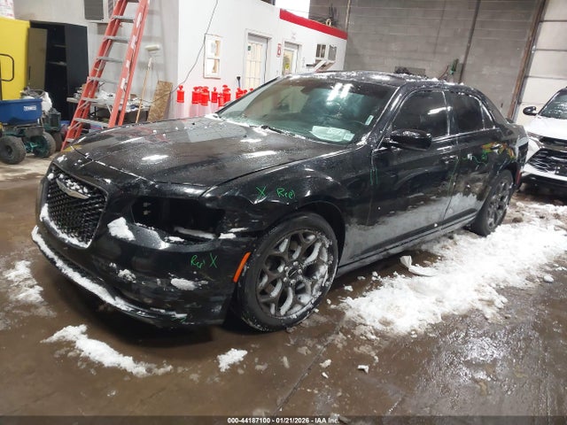Продаж на аукціоні авто 2017 Chrysler 300 300s Awd, vin: 2C3CCAGG3HH553136, номер лоту: 44187100