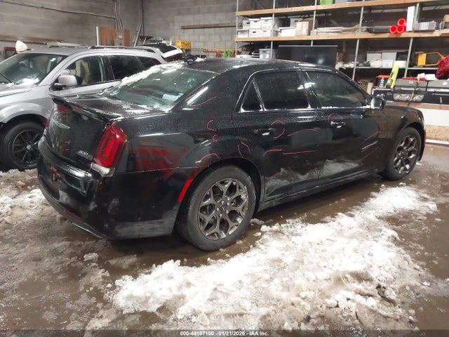 Продаж на аукціоні авто 2017 Chrysler 300 300s Awd, vin: 2C3CCAGG3HH553136, номер лоту: 44187100