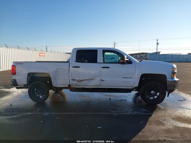 1GC1KUEG4GF300241 Chevrolet Silverado 2500hd Wt