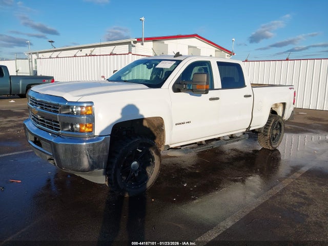 1GC1KUEG4GF300241 Chevrolet Silverado 2500hd Wt