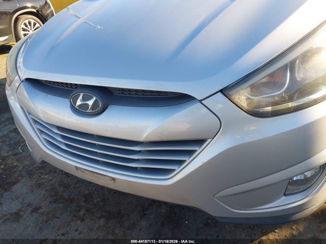 KM8JUCAG0EU916565 Hyundai TUCSON SE