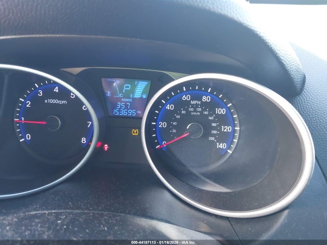 KM8JUCAG0EU916565 Hyundai TUCSON SE