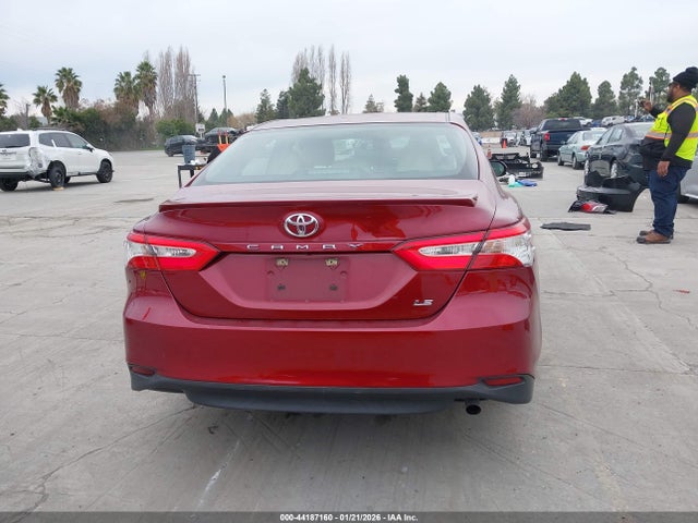 4T1B11HK0JU557191 Toyota CAMRY LE