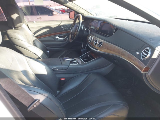 2015 MERCEDES-BENZ S 550 WDDUG8CB0FA075962 Photo 4