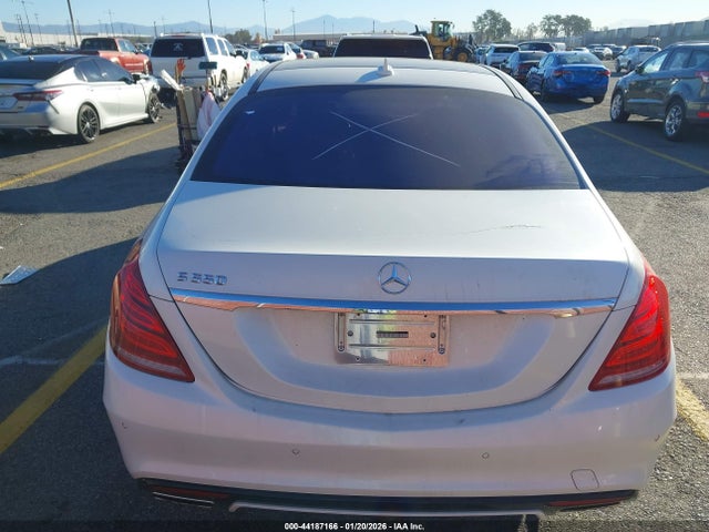 Mercedes-Benz S 550 2015 WDDUG8CB0FA075962 Image 15