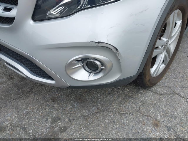 Mercedes-Benz GLA 250 2019 WDCTG4EB4KJ577891 Image 6