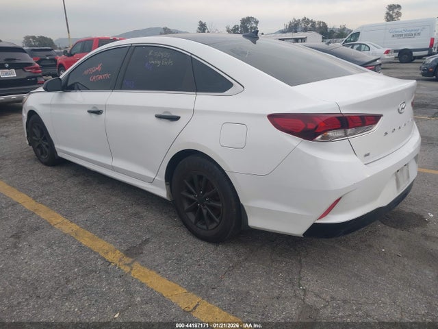 5NPE24AF5KH814838 Hyundai SONATA SE