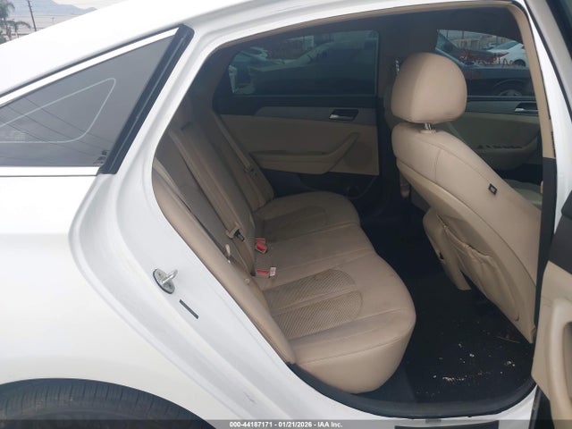 5NPE24AF5KH814838 Hyundai SONATA SE