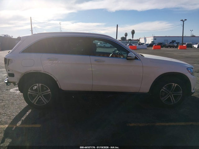WDC0G4JB8KV131728 Mercedes-Benz GLC 300