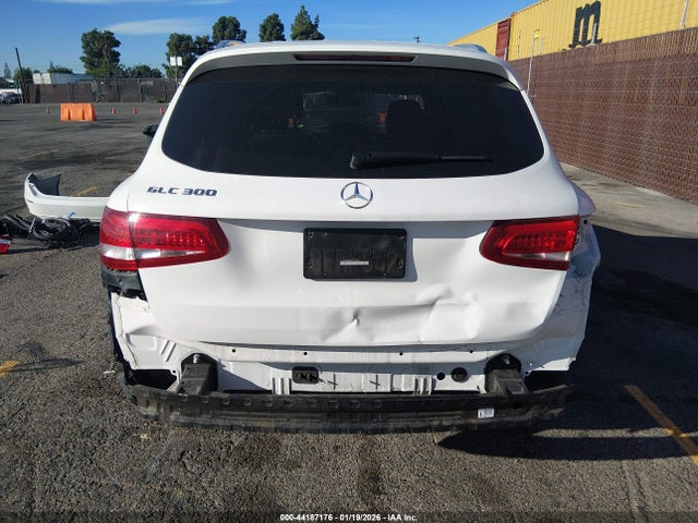 WDC0G4JB8KV131728 Mercedes-Benz GLC 300