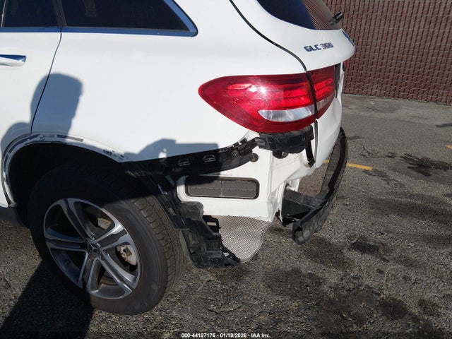 WDC0G4JB8KV131728 Mercedes-Benz GLC 300