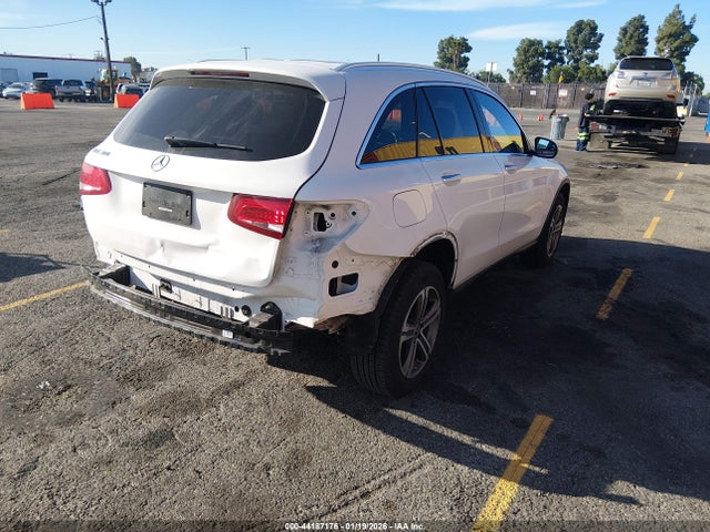 WDC0G4JB8KV131728 Mercedes-Benz GLC 300
