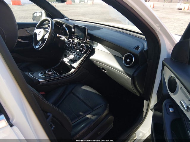 WDC0G4JB8KV131728 Mercedes-Benz GLC 300