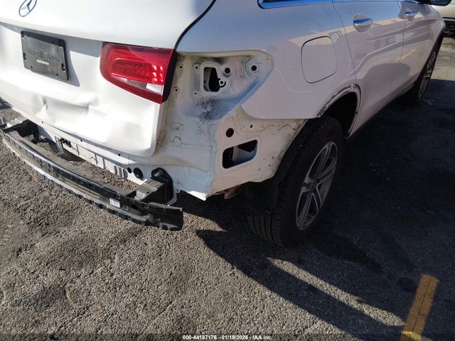 WDC0G4JB8KV131728 Mercedes-Benz GLC 300