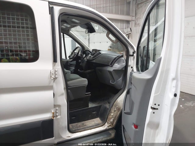 1FTYR1ZM5GKA22904 Ford Transit-250