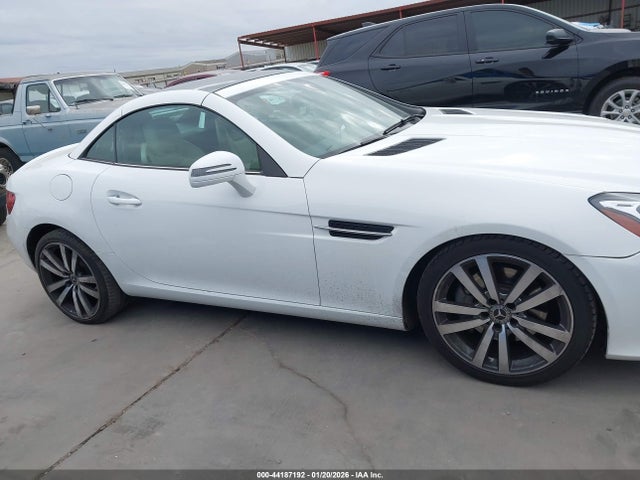 Aukcja sprzedaży 2018 Mercedes-benz Slc 300, vin: WDDPK3JA8JF151951, numer aukcji: 44187192