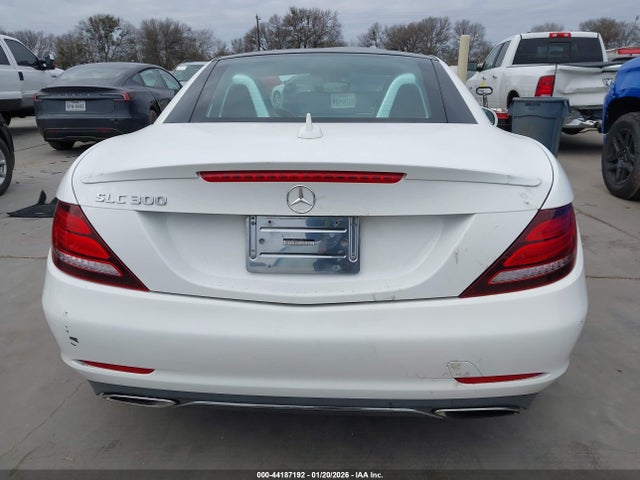 Aukcja sprzedaży 2018 Mercedes-benz Slc 300, vin: WDDPK3JA8JF151951, numer aukcji: 44187192