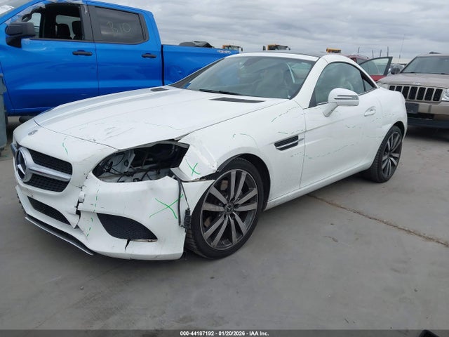 Aukcja sprzedaży 2018 Mercedes-benz Slc 300, vin: WDDPK3JA8JF151951, numer aukcji: 44187192