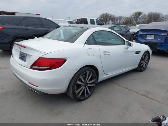 Aukcja sprzedaży 2018 Mercedes-benz Slc 300, vin: WDDPK3JA8JF151951, numer aukcji: 44187192