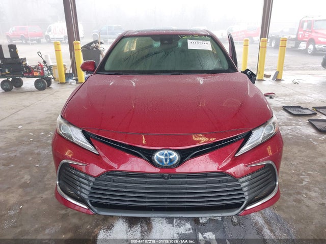 4T1F31AK3NU575700 Toyota Camry Xle Hybrid