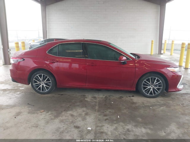 4T1F31AK3NU575700 Toyota Camry Xle Hybrid