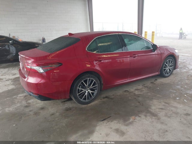 4T1F31AK3NU575700 Toyota Camry Xle Hybrid
