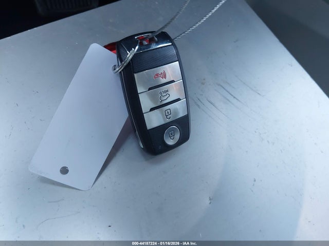 2019 KIA NIRO PLUG-IN HYBRID KNDCC3LD7K5352552 Photo 10