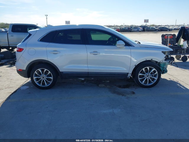 Lincoln MKC SELECT 2018 5LMCJ2D95JUL00845 Image 14