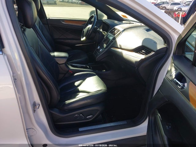 Lincoln MKC SELECT 2018 5LMCJ2D95JUL00845 Image 5