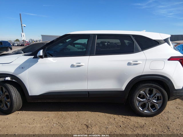 KNDEPCAA1R7472707 KIA Seltos Lx