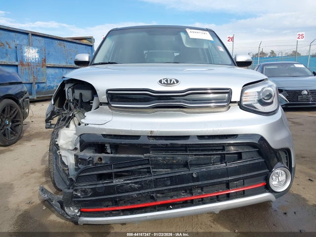KNDJX3AA1J7556688 KIA Soul !