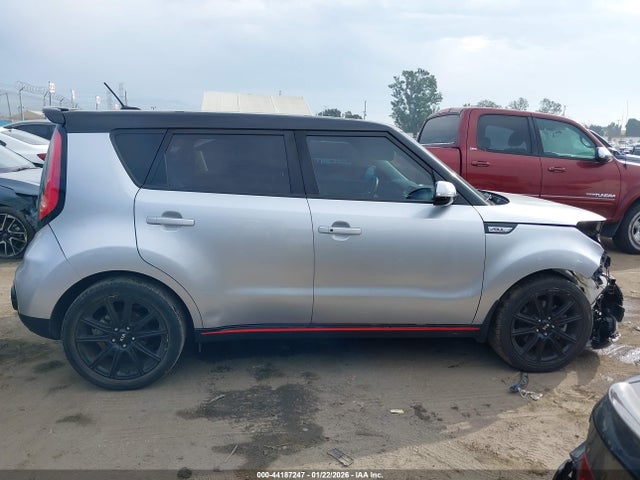KNDJX3AA1J7556688 KIA Soul !