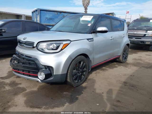 KNDJX3AA1J7556688 KIA Soul !