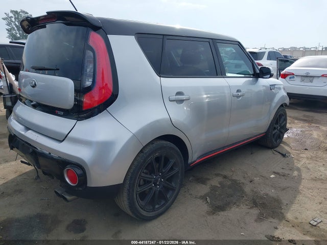 KNDJX3AA1J7556688 KIA Soul !