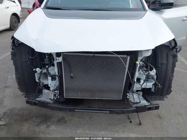 Toyota BZ4X XLE 2024 JTMAAAAA4RA044041 Image 6