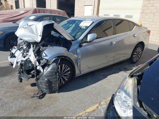 1N4BL4DV9PN372078 Nissan Altima Sv Fwd