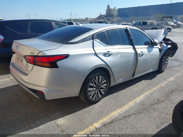 1N4BL4DV9PN372078 Nissan Altima Sv Fwd