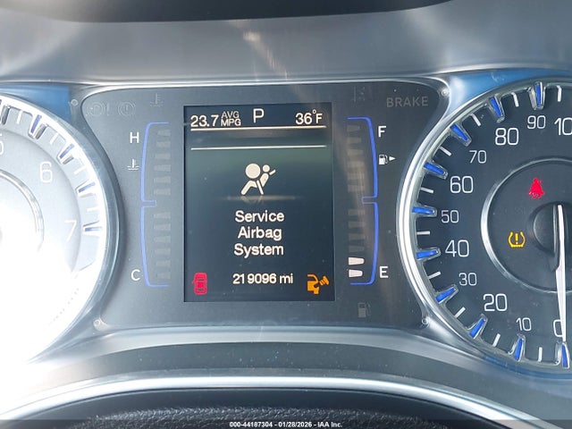 Chrysler 200 Limited 2015 1C3CCCAB9FN632758 Image 7