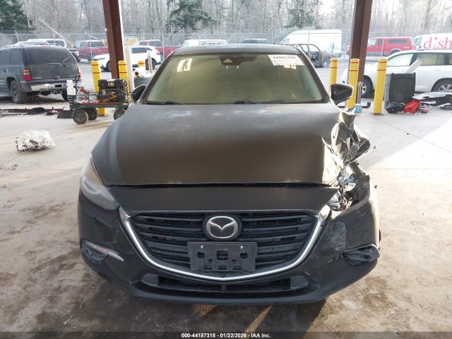 3MZBN1M35JM274861 Mazda Mazda3 Grand Touring