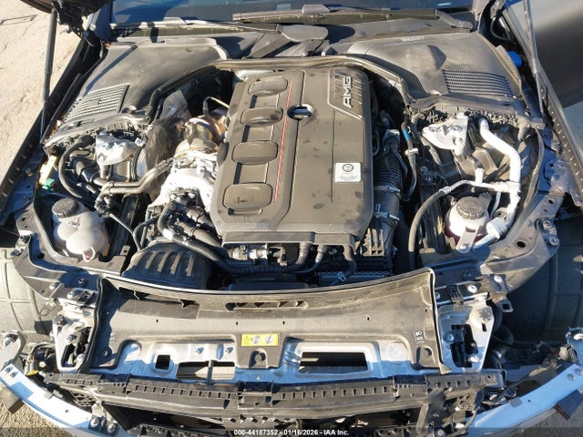 W1KAF8AB7RR236418 Mercedes-Benz Amg C 63 S E Performance