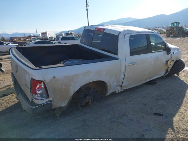 2016 RAM 1500 1C6RR7LM4GS186068 Photo 3