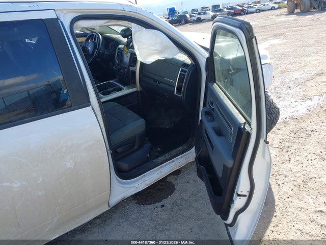 2016 RAM 1500 1C6RR7LM4GS186068 Photo 4