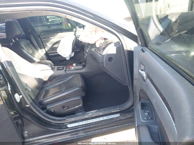44187369 :رقم المزاد ، 2C3CCAEG4KH704379 vin ، 2019 Chrysler 300 Limited مزاد بيع
